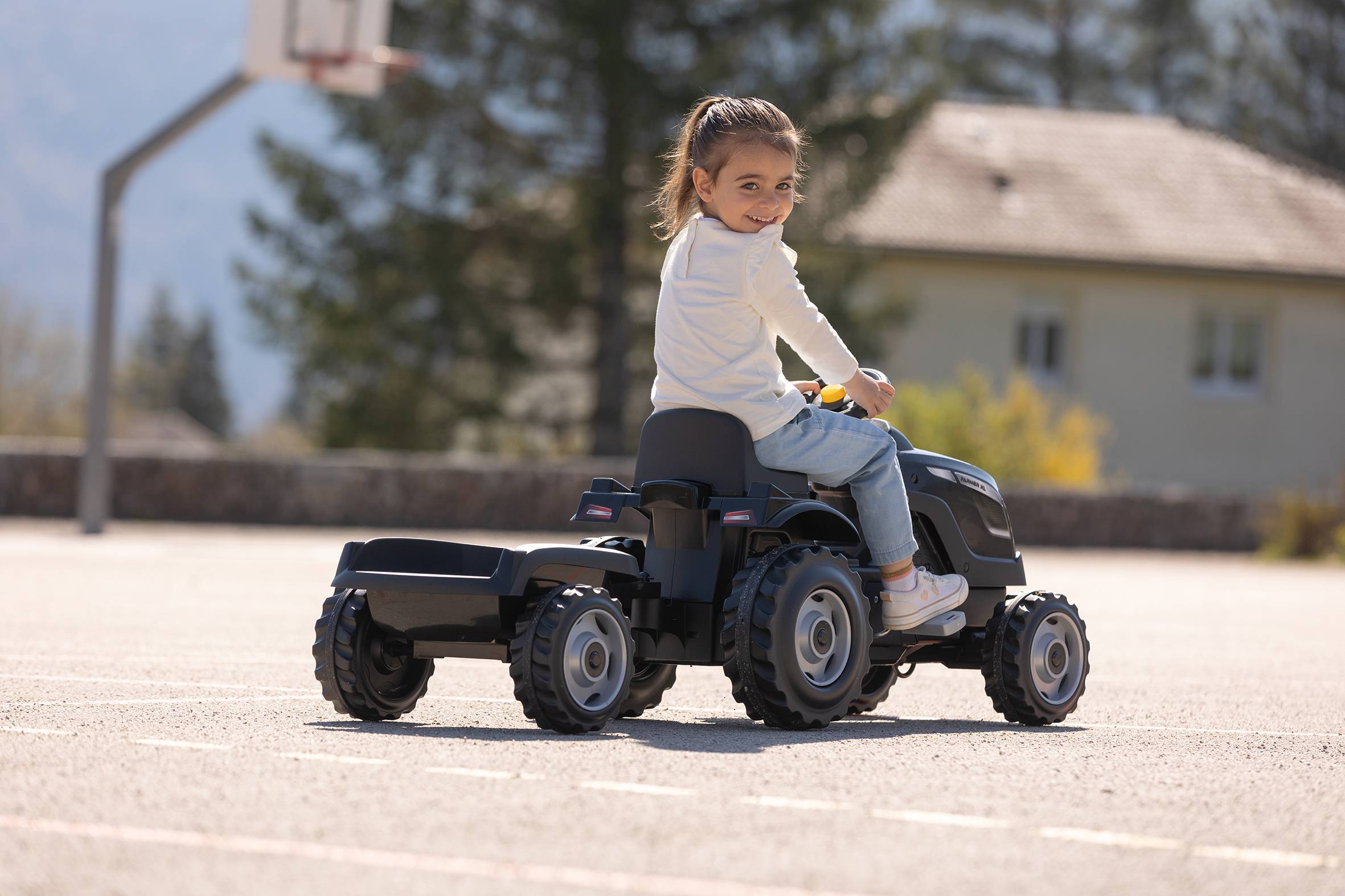 Smoby - TRACTEUR FARMER XL BLACK+REMORQUE - Image 8