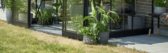 Halls - Embase pour serre de jardin acier galvanisé laqué noir 4,7 m² Qube Lean-to 6 - Halls - Image 1