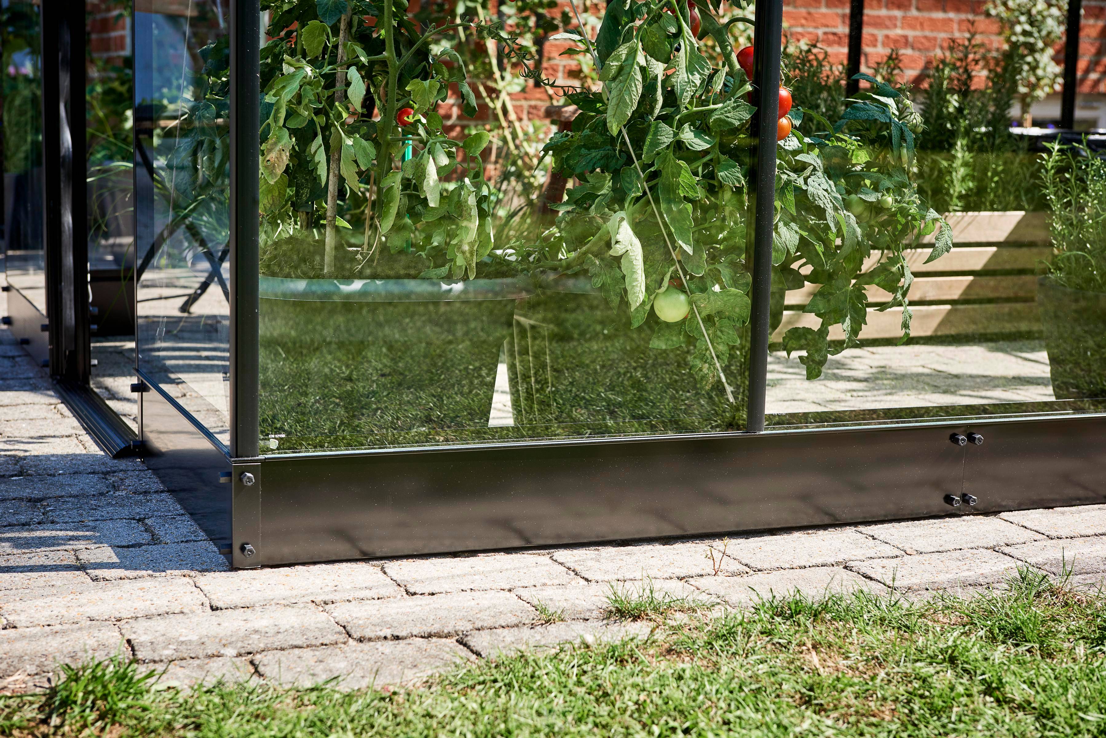 Halls - Embase pour serre de jardin acier galvanisé laqué noir 12,5 m² Qube 8 - Halls - Image 1