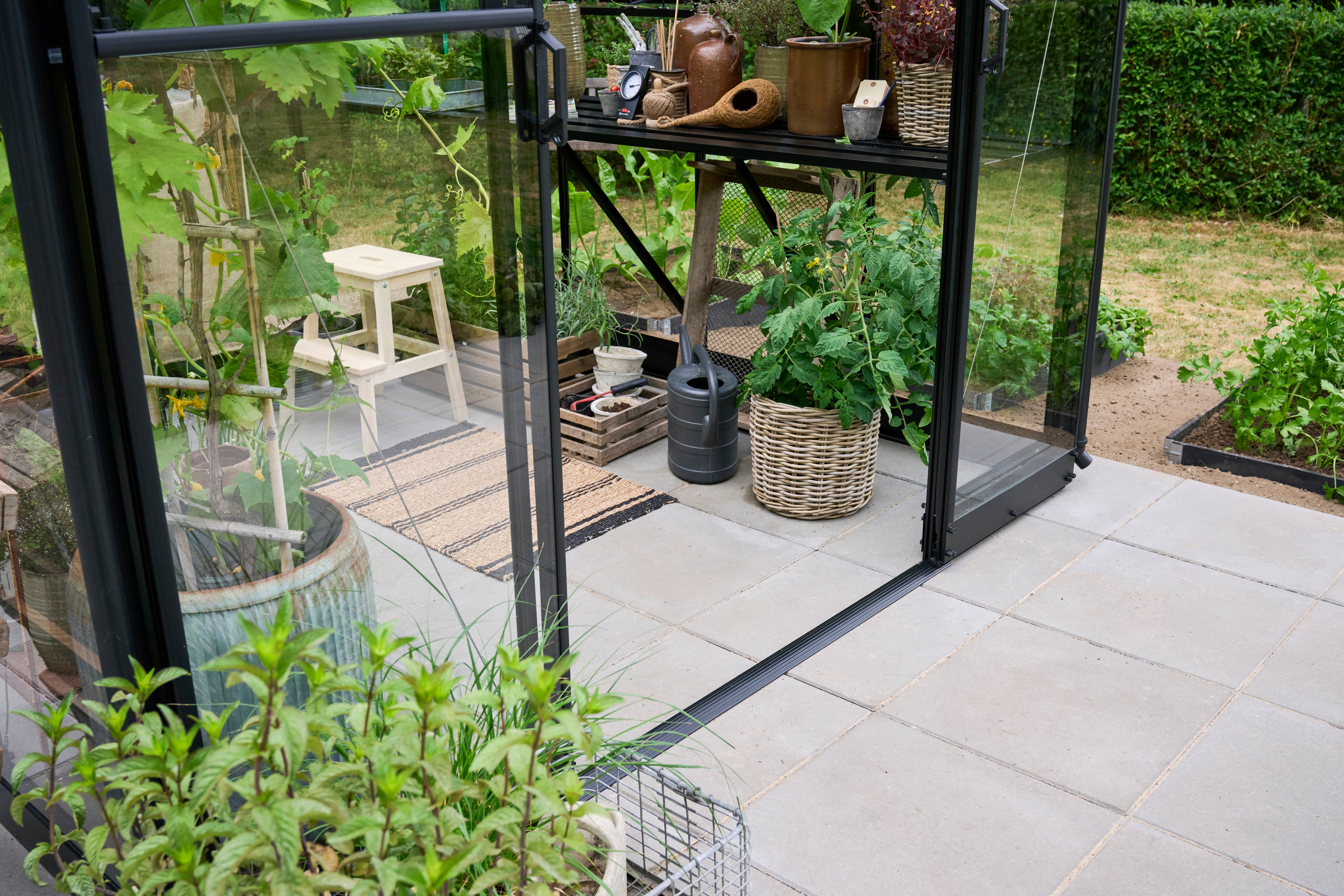 Halls - Serre de jardin verre trempé aluminium noir 6,3 m² Qube Square 8 - Halls - Image 4